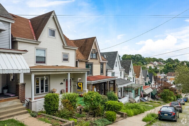 Some homes are close together on the hills of Elliott.