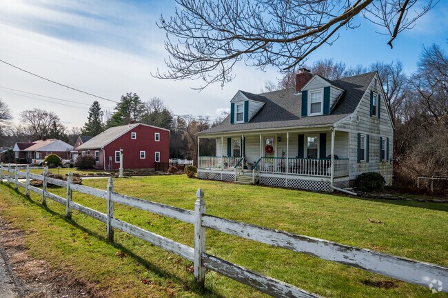 A mixture of Cape Cods and Saltbox homes make for varied streetscapes in Southbridge.