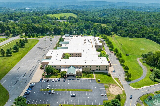 Stroudsburg Intermediate School provides diverse educational activities for all students.
