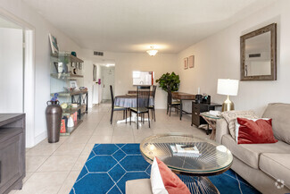 8720 Shadow Wood Blvd, Coral Springs, FL 33071