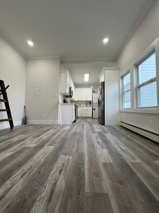 21 Church St, Patchogue, NY 11772