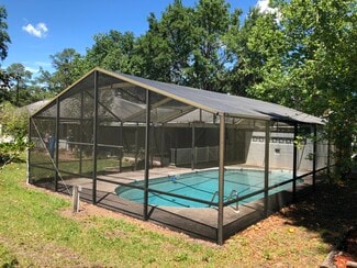 2031 NW 8th Place, Gainesville, FL 32603
