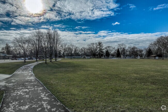 Kaneland Elementary School has a few trails in the back of the school near Volunteer Park.
