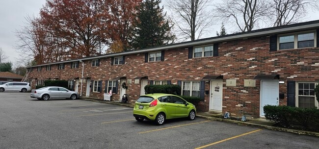 1109 State St unit 1, Grafton, OH 44044 - photo 2