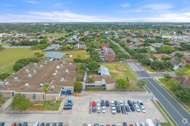 The school is located at 4915 Holly Road in Corpus Christi, Texas.