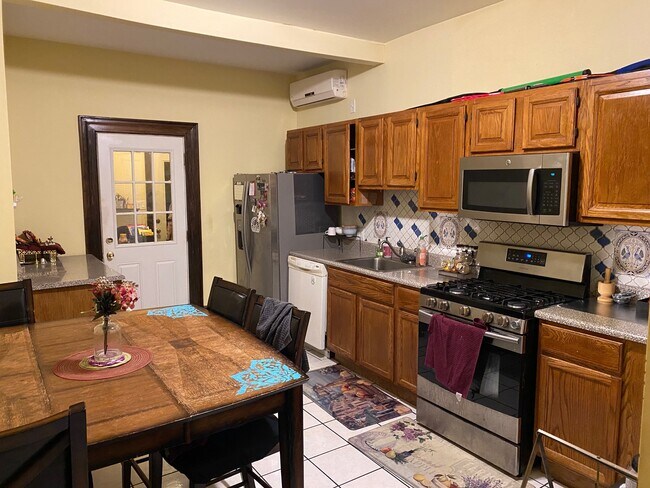 32 Duer Place unit 1, Weehawken, NJ 07086 - photo 4