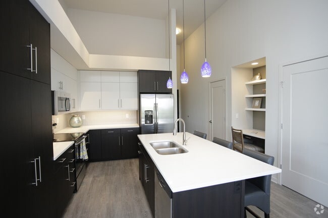 2BR, 2BA - C Unit_1250 SF