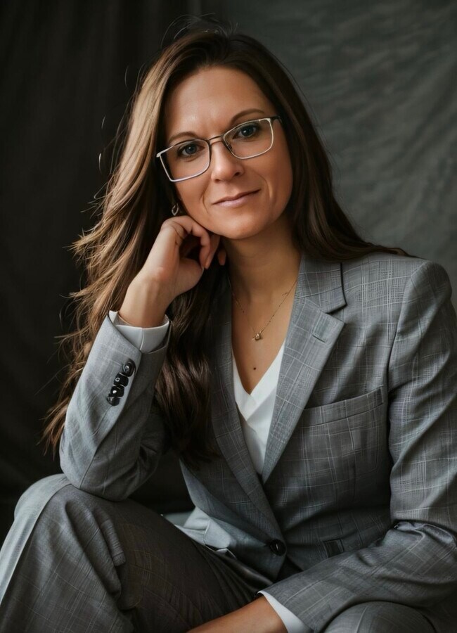 Agent Photo