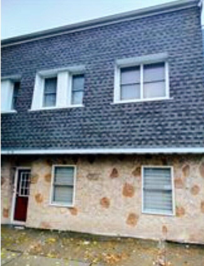 76 Central Ave unit 3, Ridgefield Park, NJ 07660 - photo 2