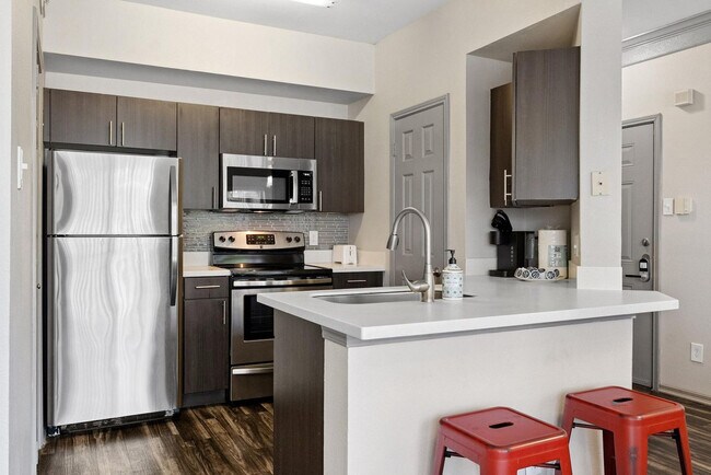 12100 Metric Blvd unit ID1343258P, Austin, TX 78758 - photo 5