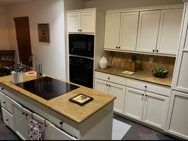 103 Acapulco Ct, Lakeway, TX 78734 - photo 6