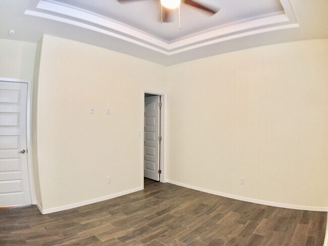 507 Downing Ave unit 3, Edinburg, TX 78539 - photo 6