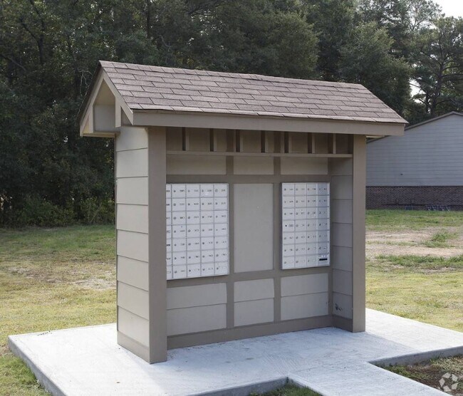 4770 Milgen Rd, Columbus, GA 31907 - photo 3