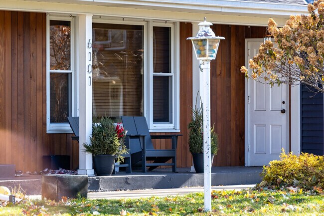 Welcoming front porches are especially common in Strachauer Park.