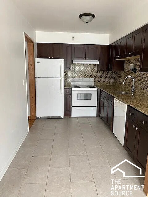 1653 Oakwood Ave unit 1A, Des Plaines, IL 60016 - photo 3