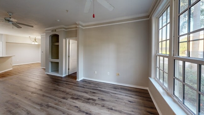 4106 Central Sarasota Pkwy unit 1015, Sarasota, FL 34238 - photo 3