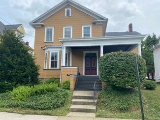 233 N 9th St, Indiana, PA 15701