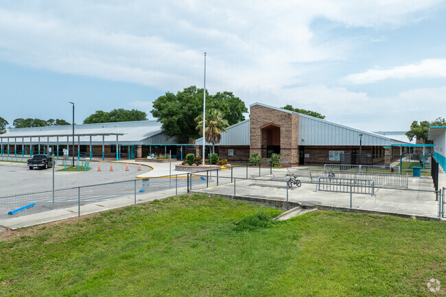 Indian River Elementary School