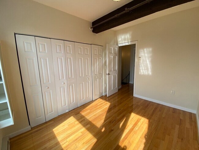 2 Harvard Square unit 4, Brookline, MA 02445 - photo 5