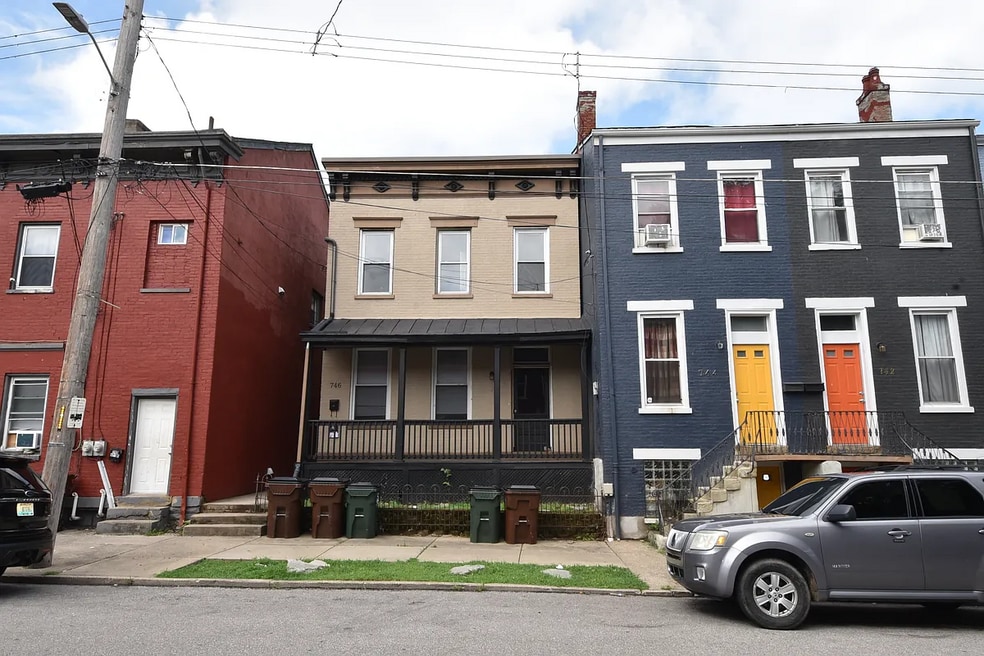 746 Columbia St, Newport, KY 41071 - photo 1