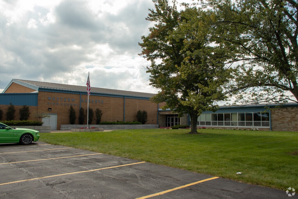 Western Reserve High School provides education to the teens in the neighborhood of
Huron County