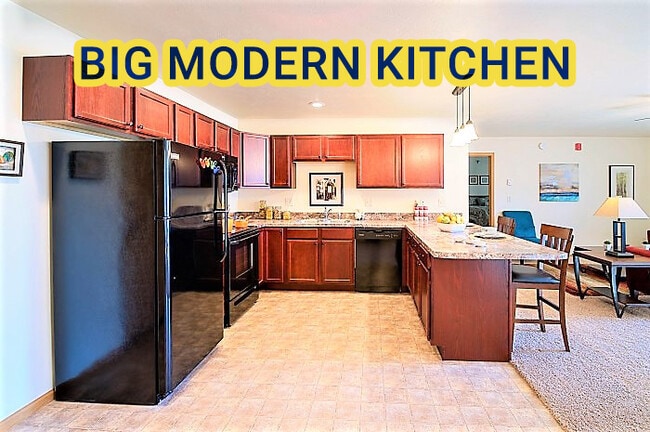 Beautiful 2 Bedroom, 2 Bathroom at Meadow Ridge Apartments, Bismarck, ND 58503 - photo 4