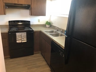 1104 Bartow Rd, Lakeland, FL 33801