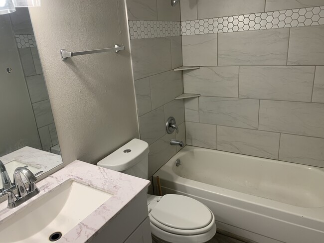 1435 Manitou Blvd unit 2, Colorado Springs, CO 80904 - photo 7