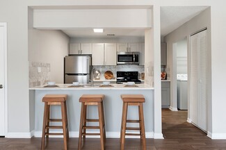 100 Saratoga Dr, Alpharetta, GA 30022