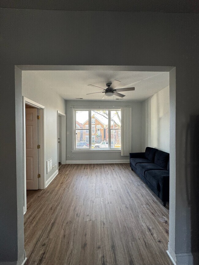 Kitchen to Living RM