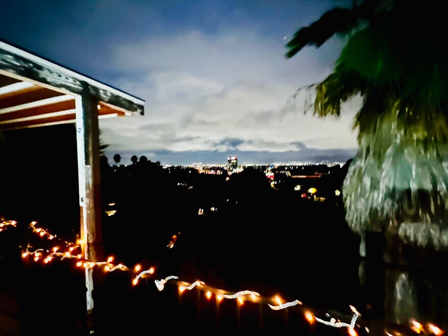 15635 Vandorf Place unit Studio Style, Encino, CA 91436 - photo 1