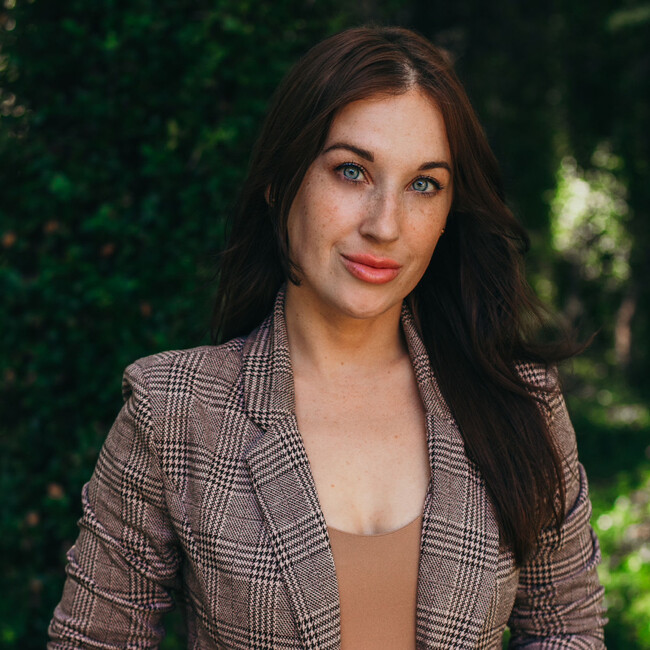 Agent Photo