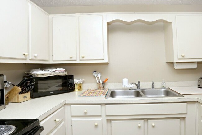 127 Gazette Ave unit 1, Lexington, KY 40508 - photo 3