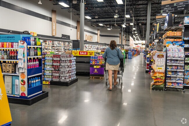 The closest retail option in Baynard Park are located in the new Buckwalter Place development.