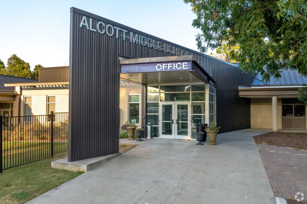 Students in the Southeast, Norman, OK neighborhood will attend Alcott Middle School.