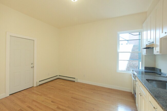 34 Symphony Rd unit 5A, Boston, MA 02115 - photo 3
