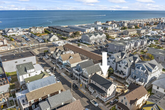 14 Center St, Sea Bright, NJ 07760