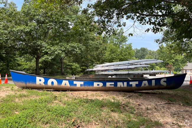 Lake Ridge makes it easy to rent a boat for a day of fishing or simply exploring the lake.