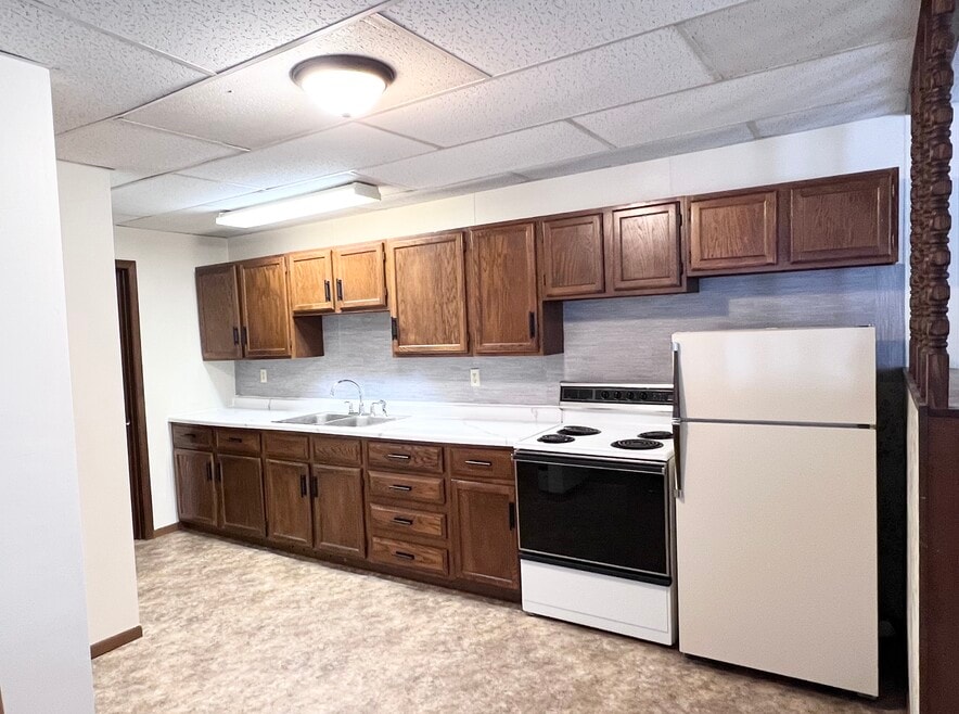 609 N Pokegama Ave unit 609 2, Grand Rapids, MN 55744 - photo 1