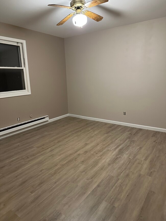 226 Maple St, Sugar Grove, IL 60554 - photo 7