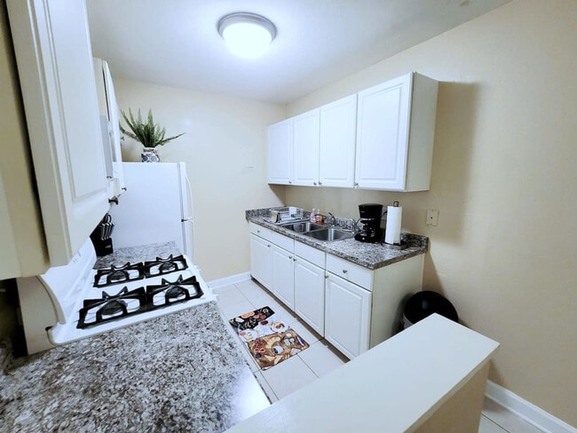 1700 SW 16th Ct unit ID1359114P, Gainesville, FL 32608 - photo 7