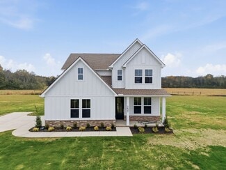 1421 Charles Dr, Chapel Hill, TN 37034