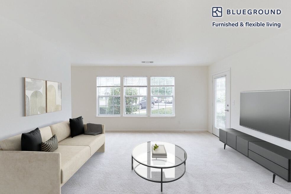 313 Avalon Cir unit FL1-ID2632A, Smithtown, NY 11787 - photo 1