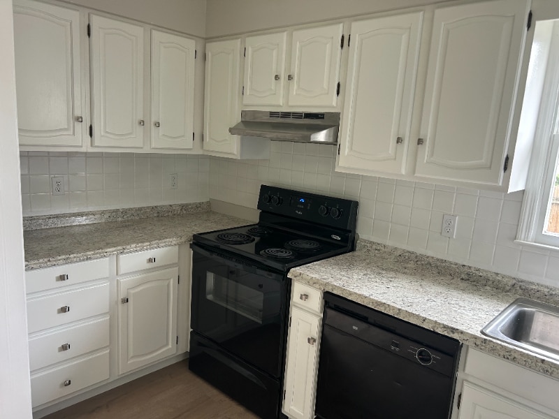 1908 W Chester Ave, Middlesboro, KY 40965 - photo 1