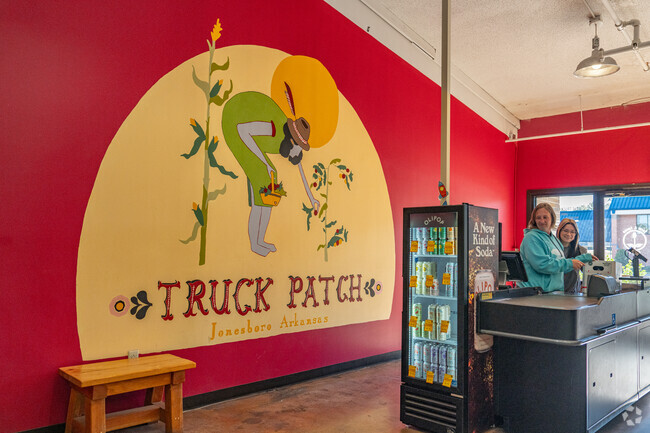 The Truck Patch is a great spot for Ridgepoint residents to shop for local produce.