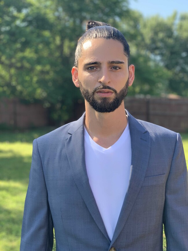 Agent Photo