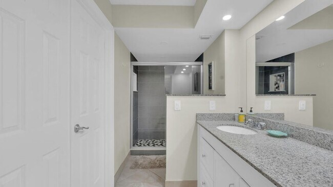 450 Egret Cir unit 450 Egret Circle 920, Delray Beach, FL 33444 - photo 7