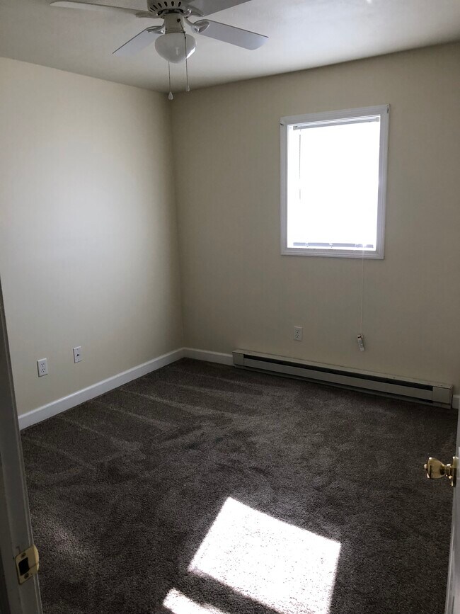 2929 Co Rd unit D, Clyde, OH 43410 - photo 6