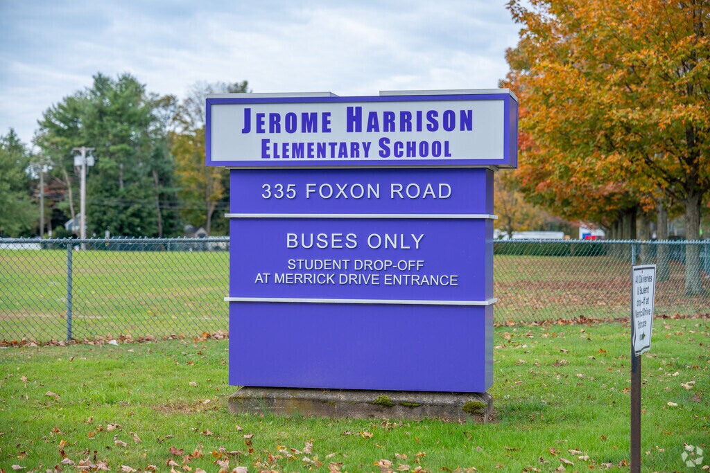 Jerome Harrison School is conveniently located on Foxon Road in North Branford.