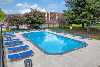 2120 Grand Ave, West Des Moines, IA 50265